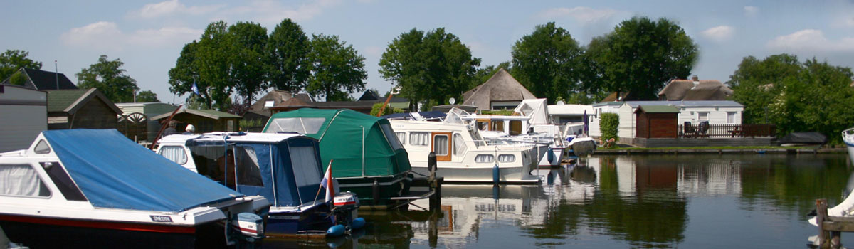 Jachthaven Nijenhuis Wanneperveen/Giethoorn - Belterwijde - Ligplaatsen, boot verhuur